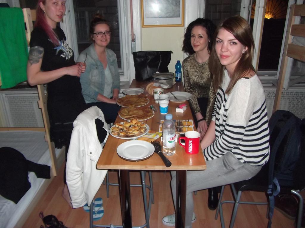 Comebackpackers Budapest Esterno foto