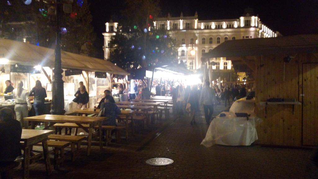 Comebackpackers Budapest Esterno foto