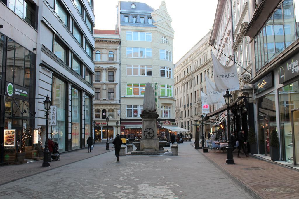 Comebackpackers Budapest Esterno foto