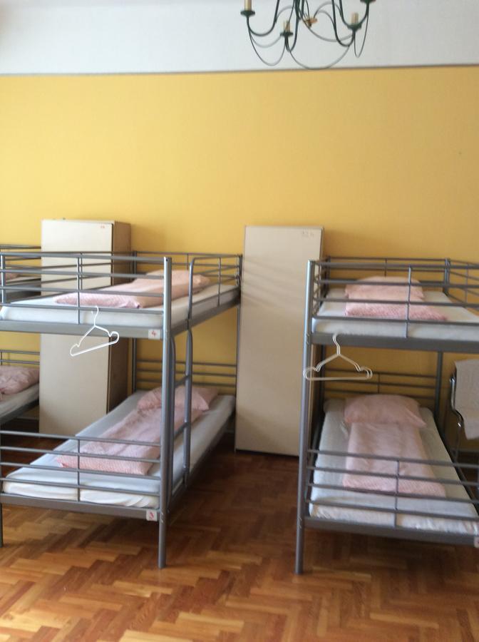 Comebackpackers Budapest Esterno foto